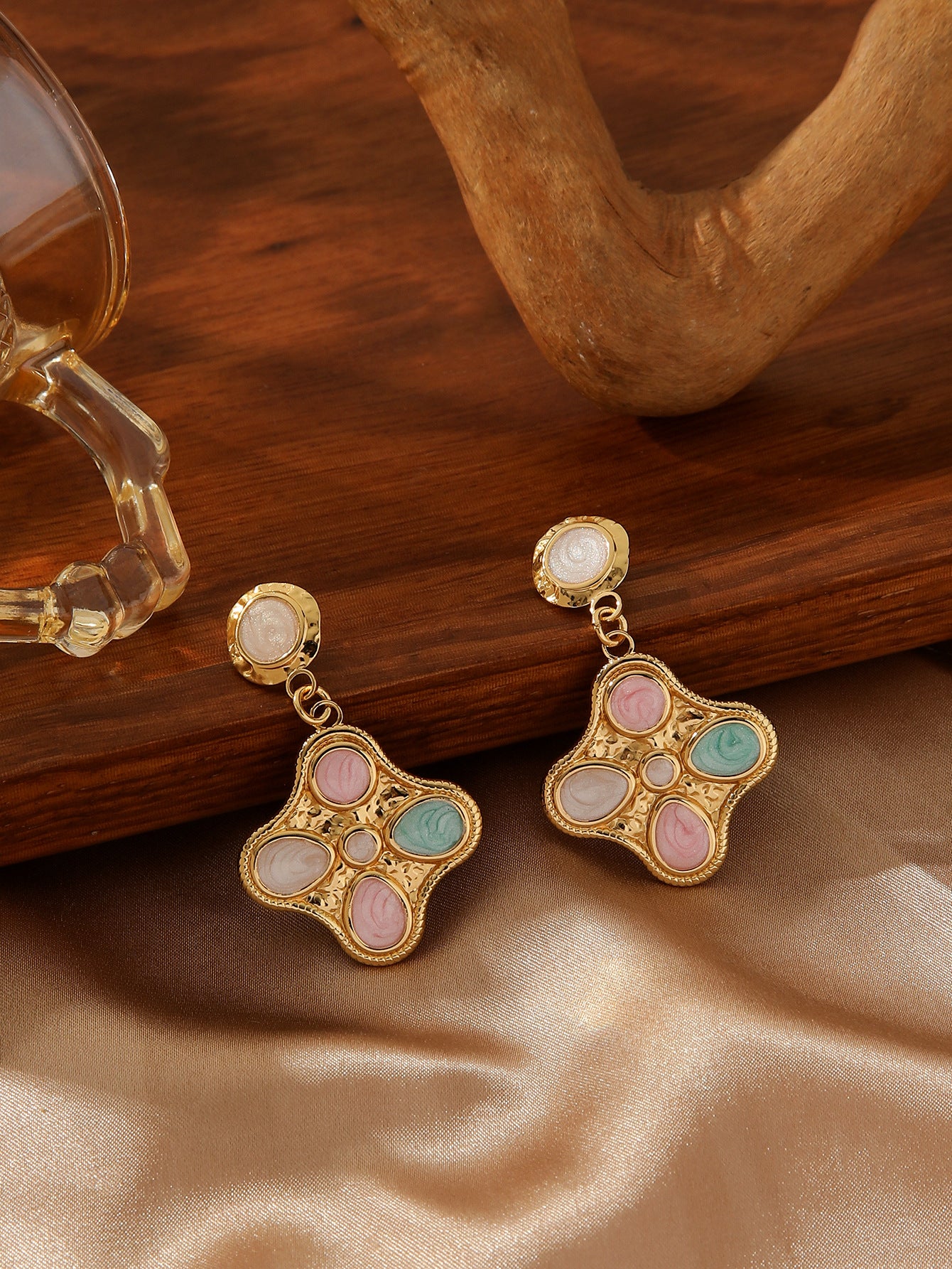 ENAMEL LUCKY CLOVER EARRINGS