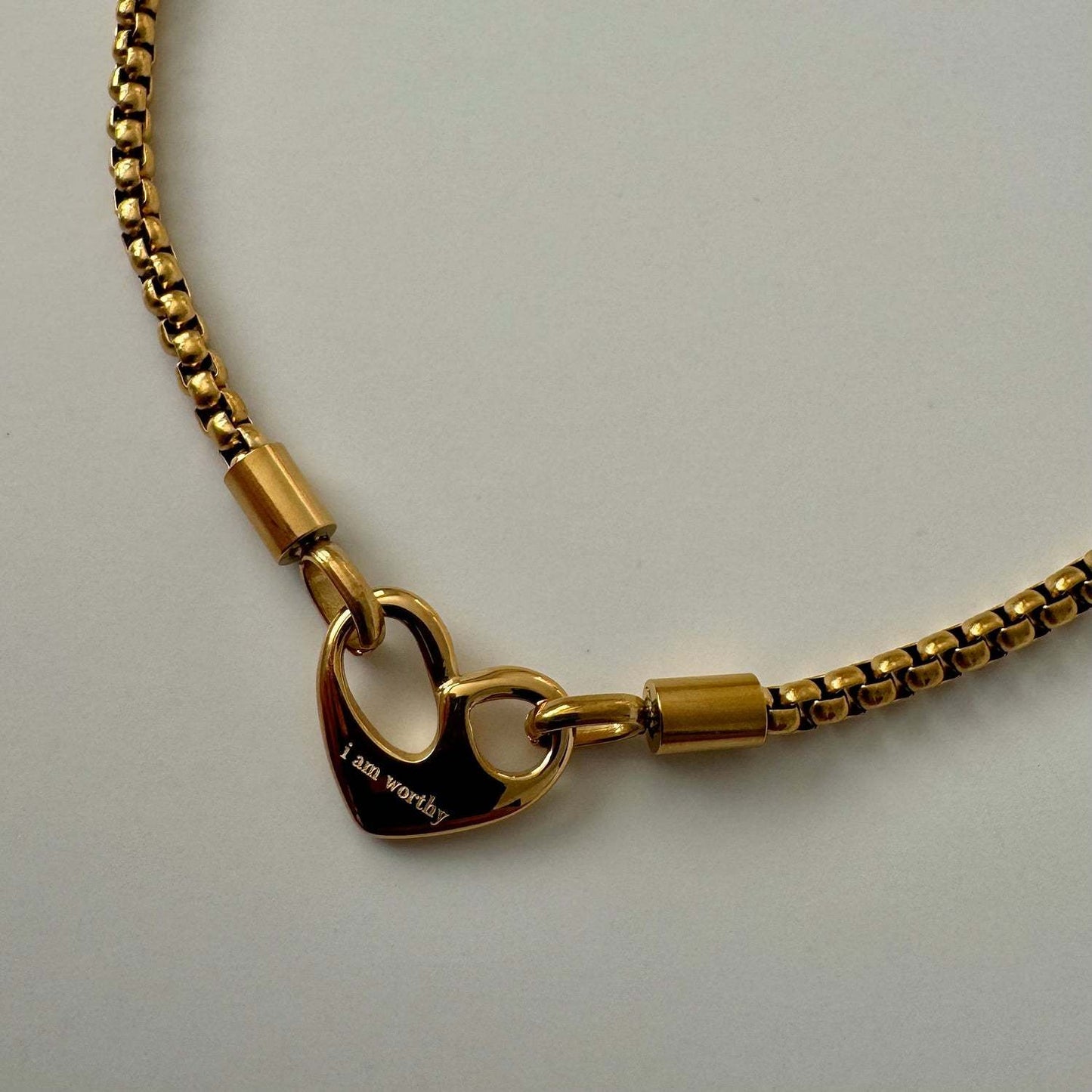 GOLDEN HART VENICE CHAIN CHOKER