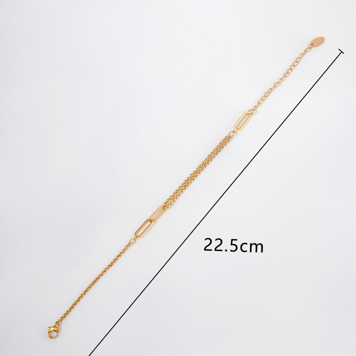 GOLD CHAIN BRACELET