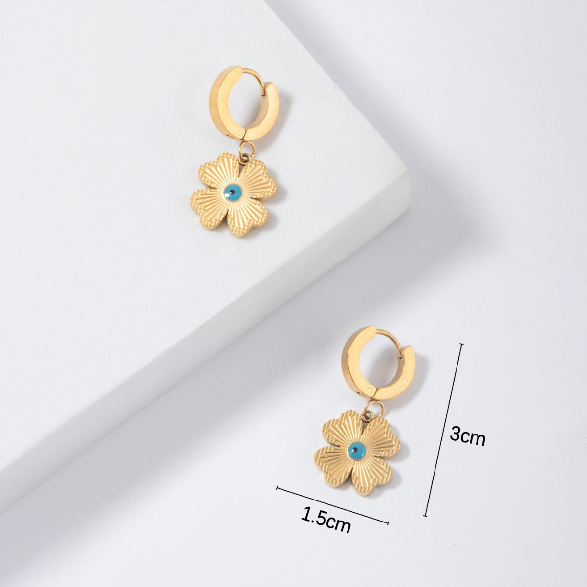 FOUR-LEAF CLOVER SMALL HOOP EARRINGS