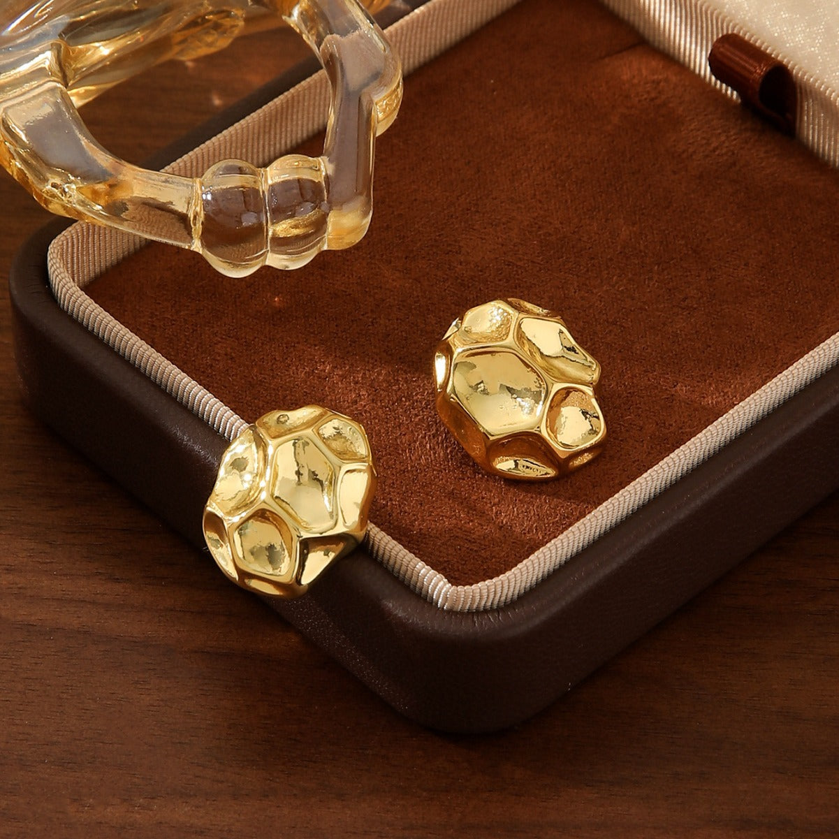 HEART STUD EARRINGS