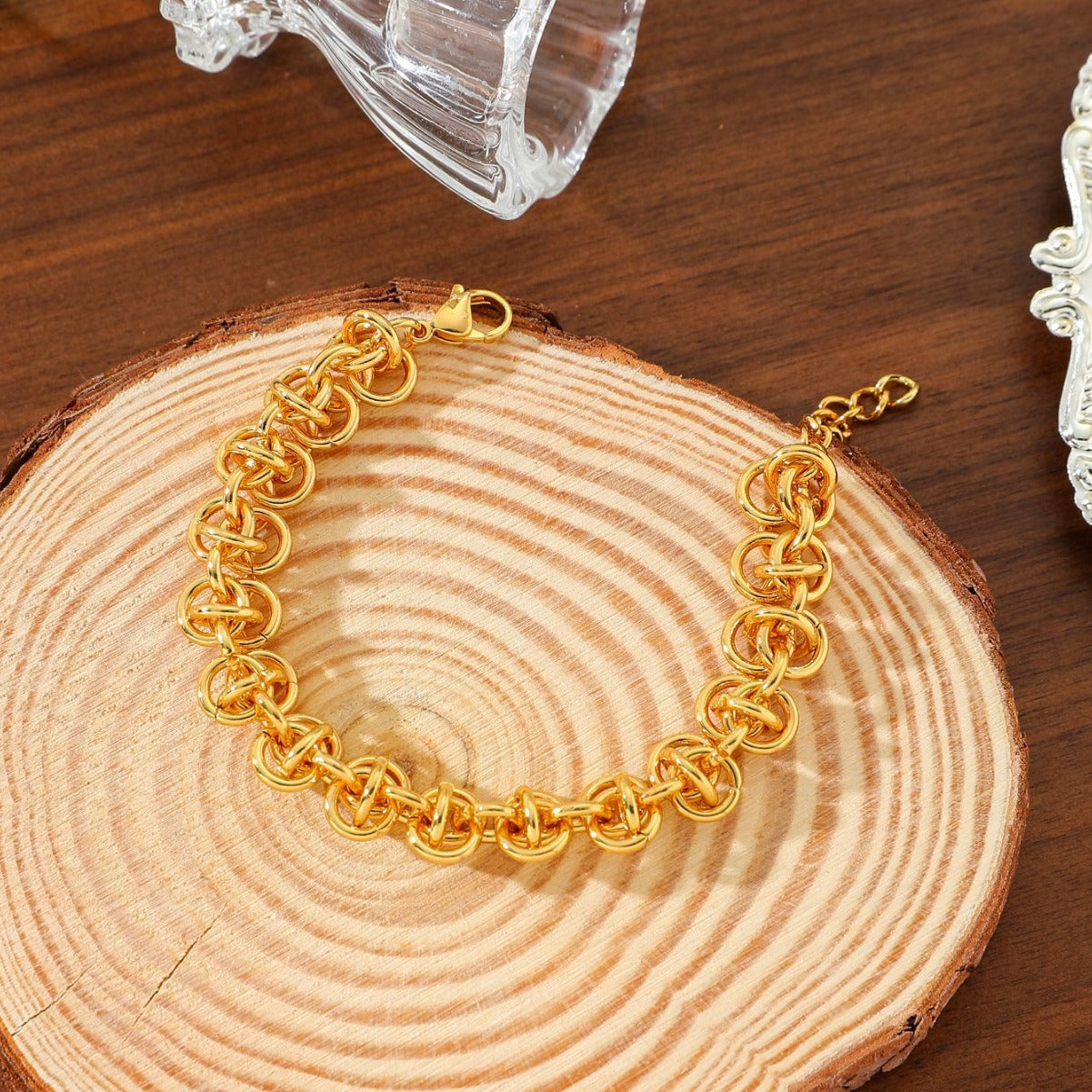 GOLD CHAIN BRACELETS