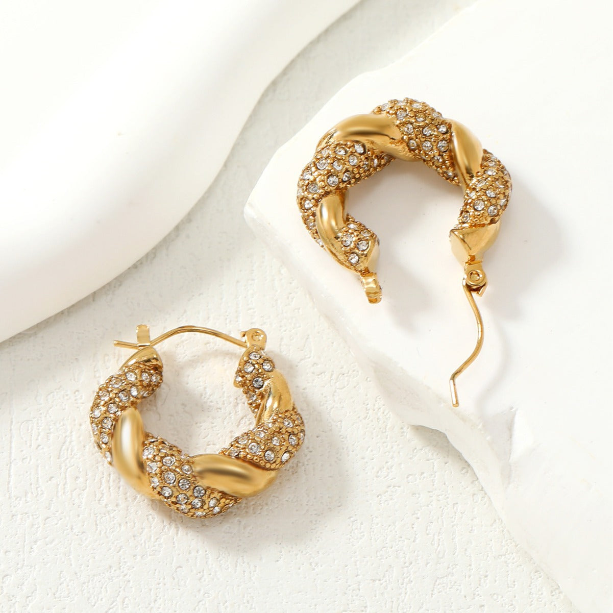 GOLD TWISTED HOOP EARRINGS