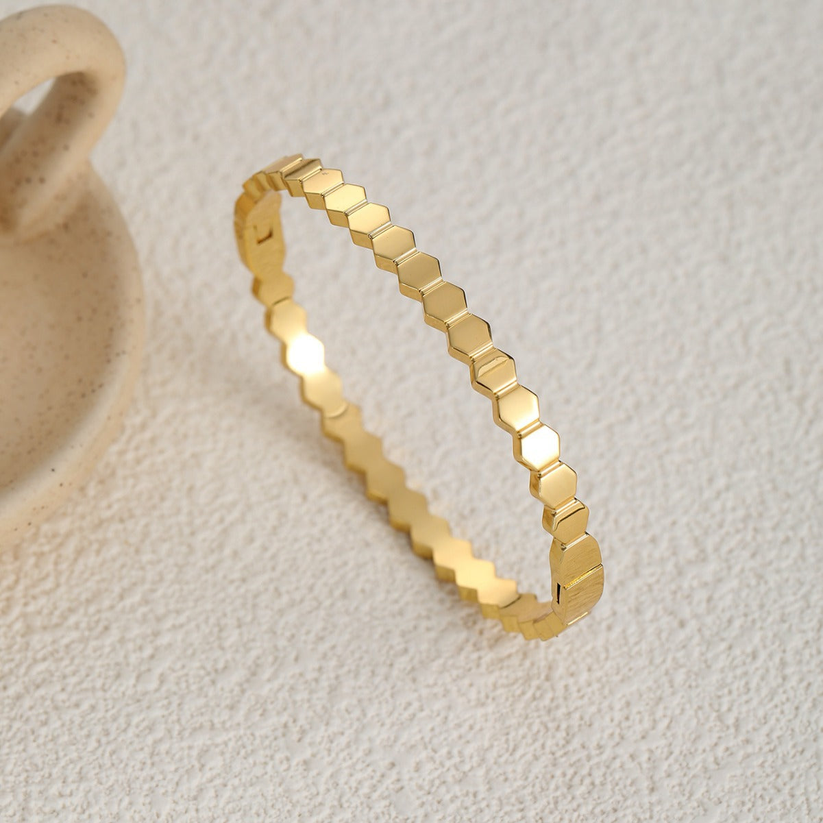 GOLD BANGLE BRACELET