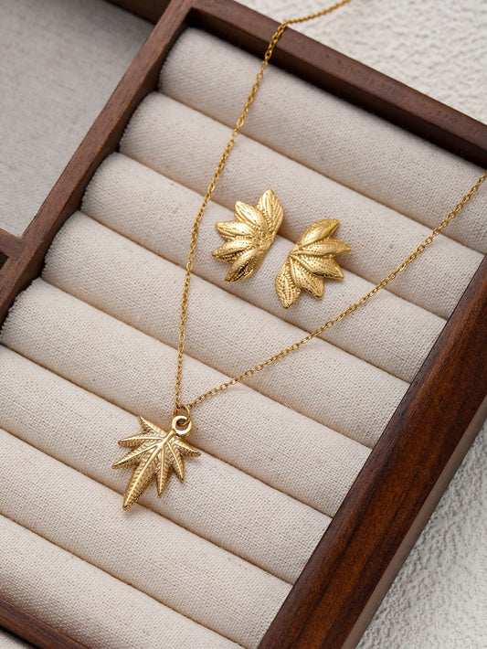 LEAF PENDANT NECKLACE SET