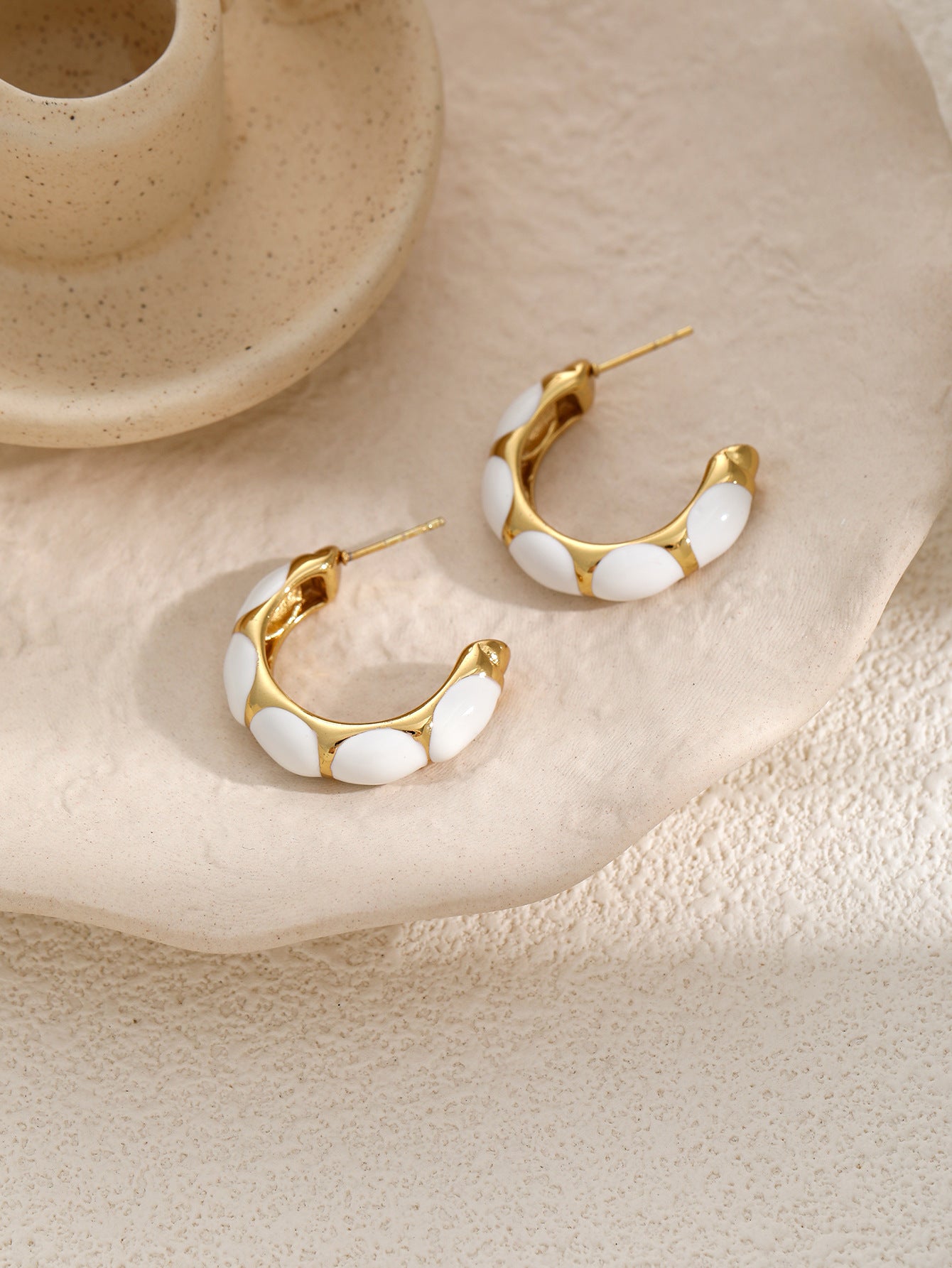 ENAMEL HOOP EARRINGS