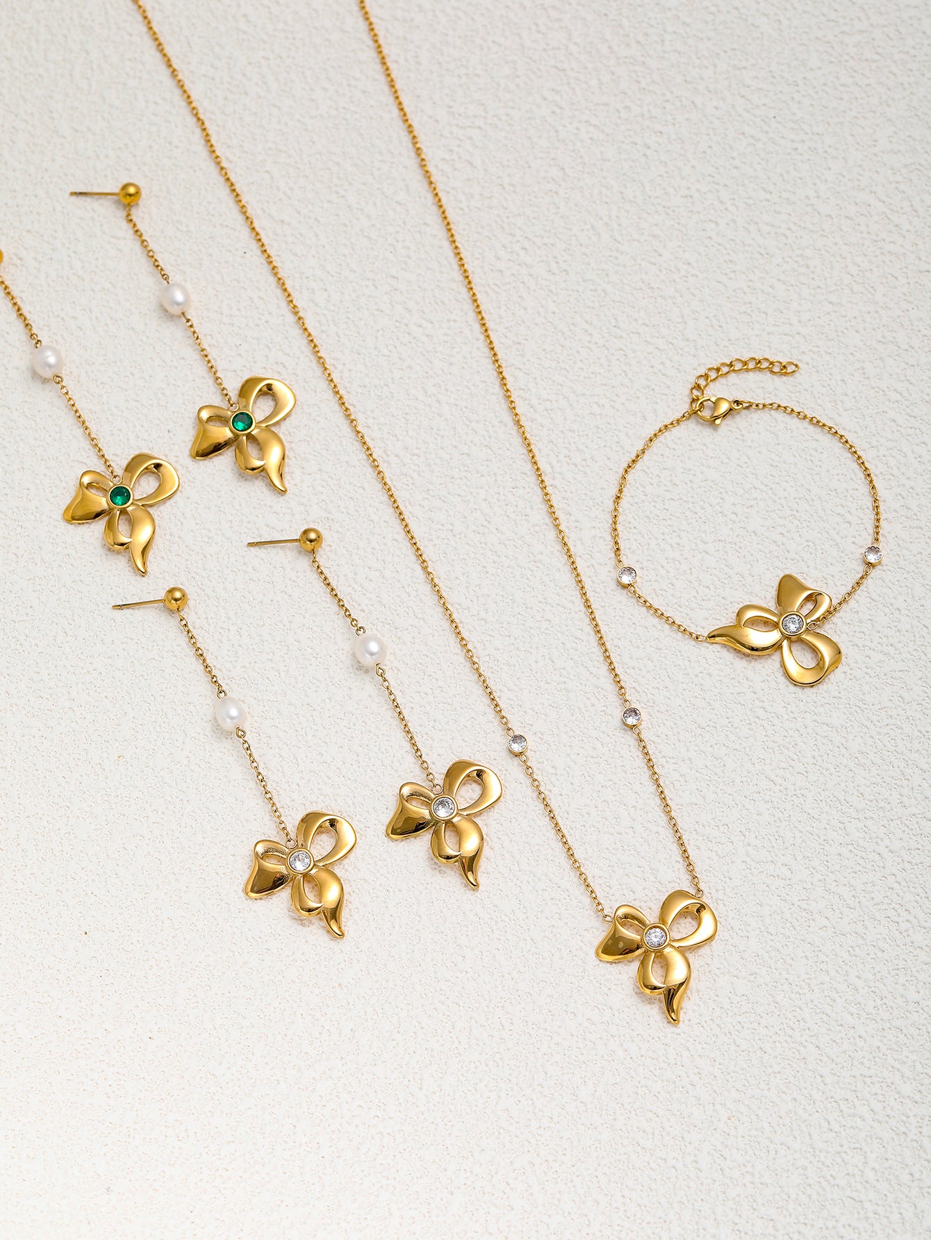 BOW PENDANT NECKLACE SET